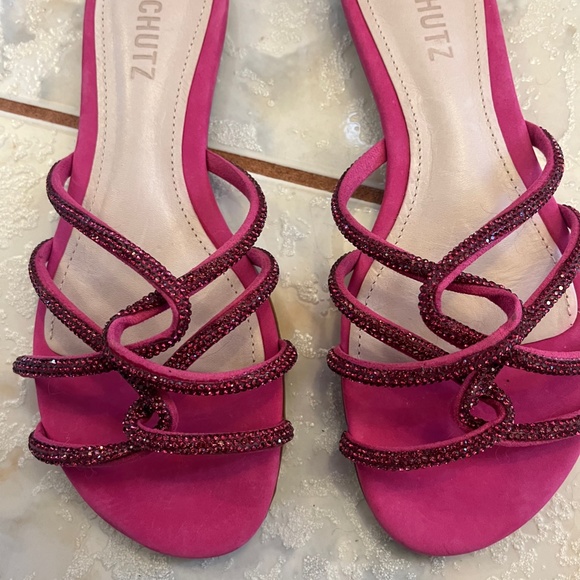 BRAND NEW SCHUTZ Fuchsia PINK size 7.5 Women's Sandals!! - Picture 7 of 11